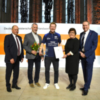 1. Bundessieger Fliesen-, Platten- und Mosaikleger: Philipp Schlegel von Fliesen Schlegel GmbH 1. Bundessieger Fliesen-, Platten- und Mosaikleger: Philipp Schlegel von Fliesen Schlegel GmbH