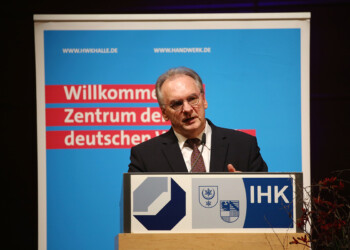 Ministerpräsident Dr. Reiner Haseloff richtete seine Grußworte an die Gäste des Neujahrsempfang.